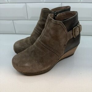 Dansko Shirley Wedge Bootie Grey Leather Suede, Round Toe, Zipper, 36/5.5